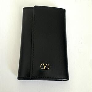 Vintage Valentino Garavani trifold leather key case